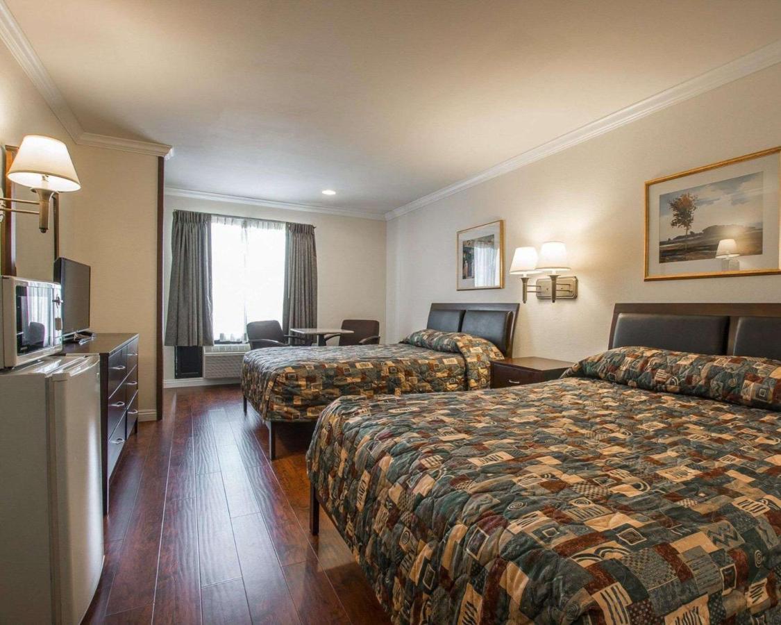 Palm Inn Hotel Near Tyler Mall Riverside Εξωτερικό φωτογραφία