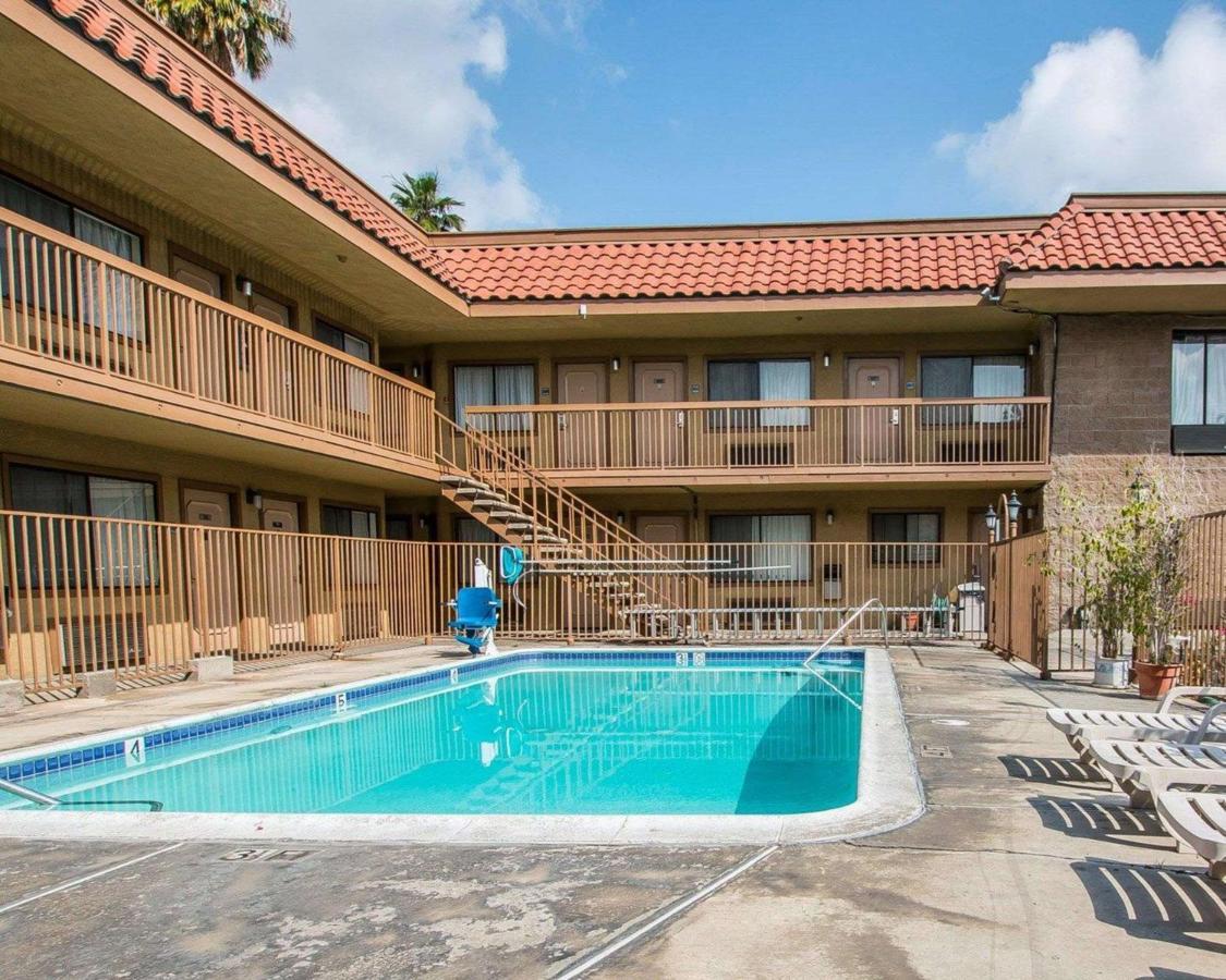 Palm Inn Hotel Near Tyler Mall Riverside Εξωτερικό φωτογραφία