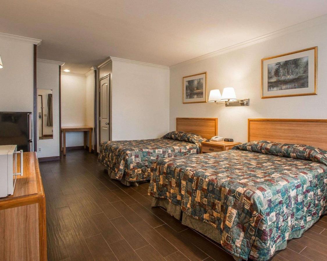 Palm Inn Hotel Near Tyler Mall Riverside Εξωτερικό φωτογραφία