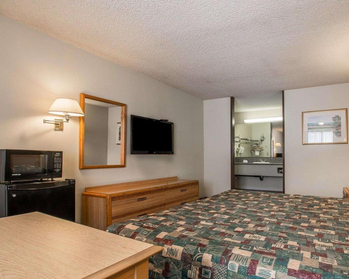 Palm Inn Hotel Near Tyler Mall Riverside Εξωτερικό φωτογραφία